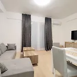 Luxury Korda Apartments 011